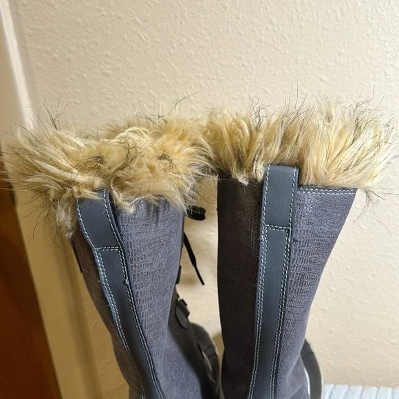 Sorel snow boots size 8.5 - Picture 4 of 8